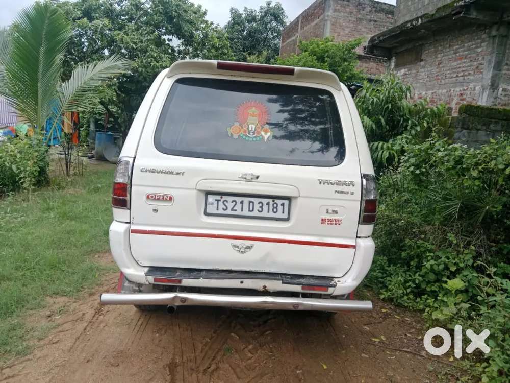 Chevrolet Tavera 2013 Diesel 270 Km Driven