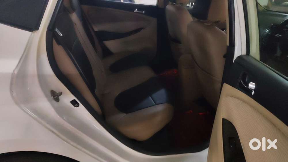 Hyundai Verna Petrol 2012
