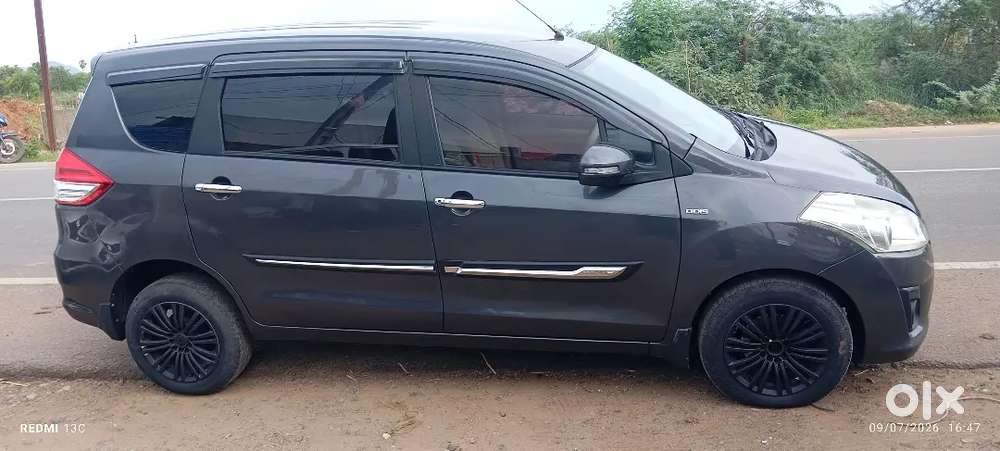 2012 Maruti Suzuki Ertiga Vdi Diesel Manual Car
