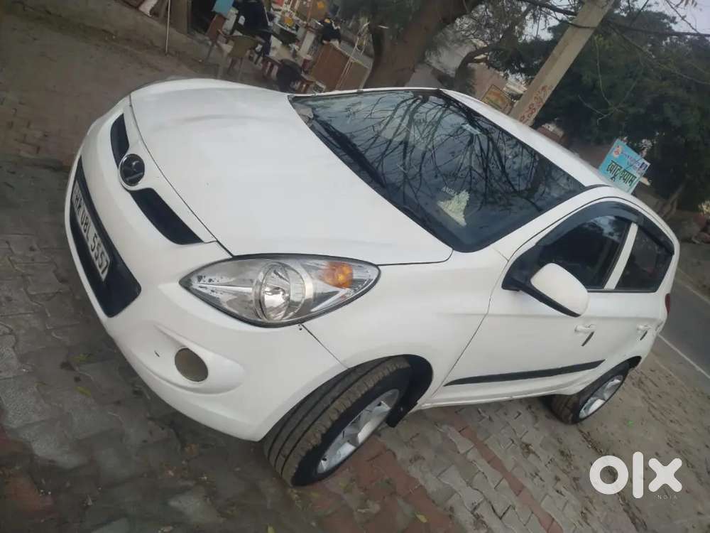 Hyundai I20, White Colour