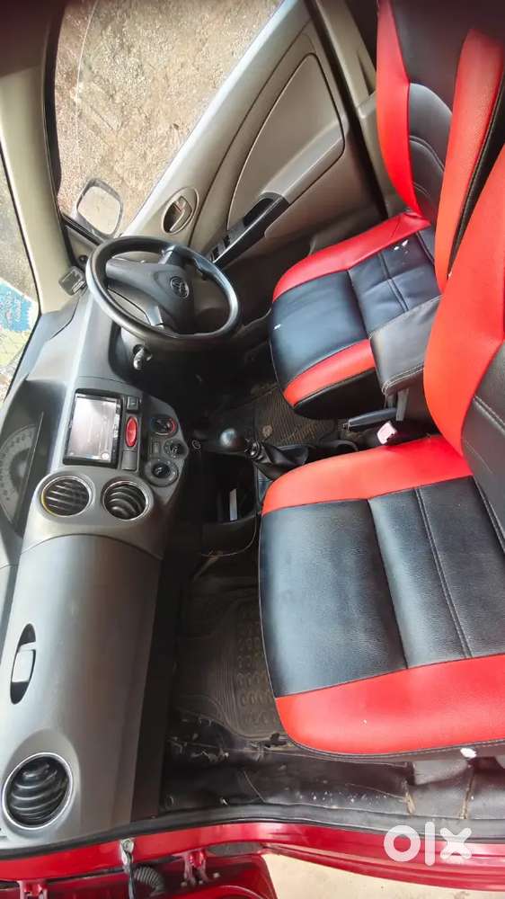 Toyota Etios Liva 2011