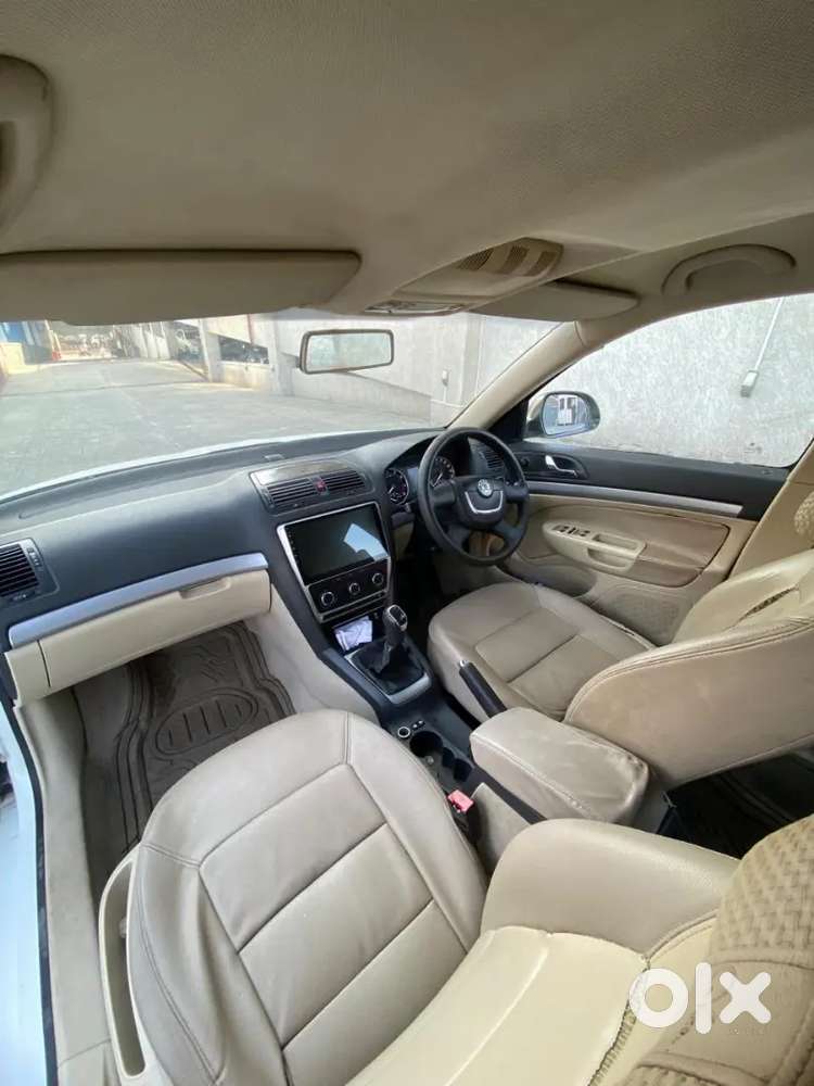 Skoda Laura Diesel 2012 Car
