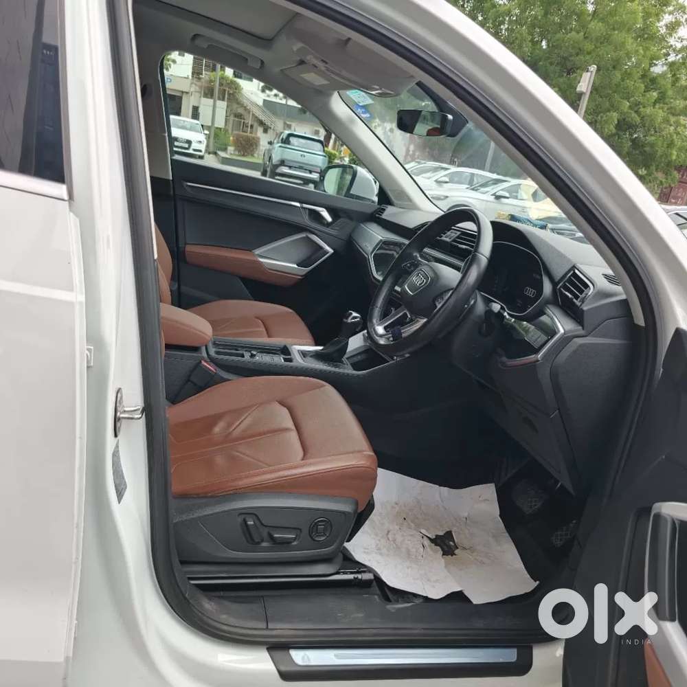 Audi Q3 40 Tfsi Premium Plus, 2023, Petrol