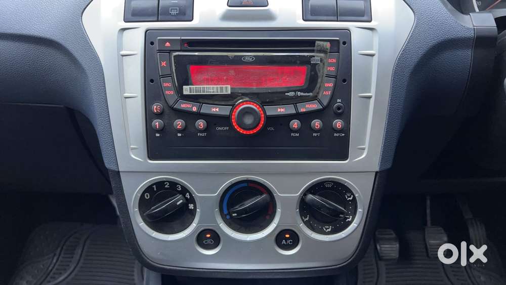 Ford Figo 1.2 Duratec Petrol Titanium, 2013, Petrol