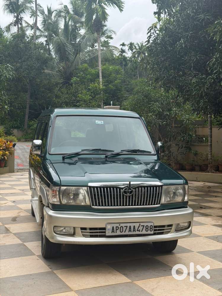 Toyota Qualis Rs Diesel 2004