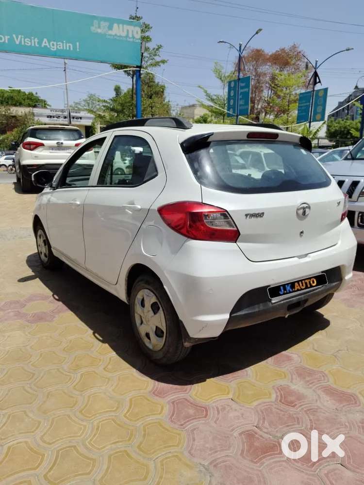 Tata Tiago 1.2 Revotron Xt, 2018, Petrol