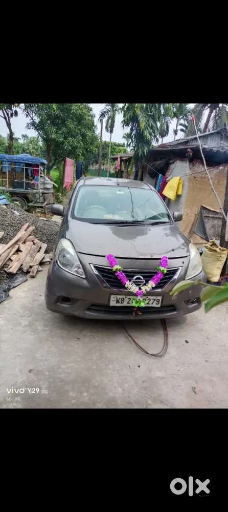 Nissan Sunny 2013 Diesel 90000 Km Driven