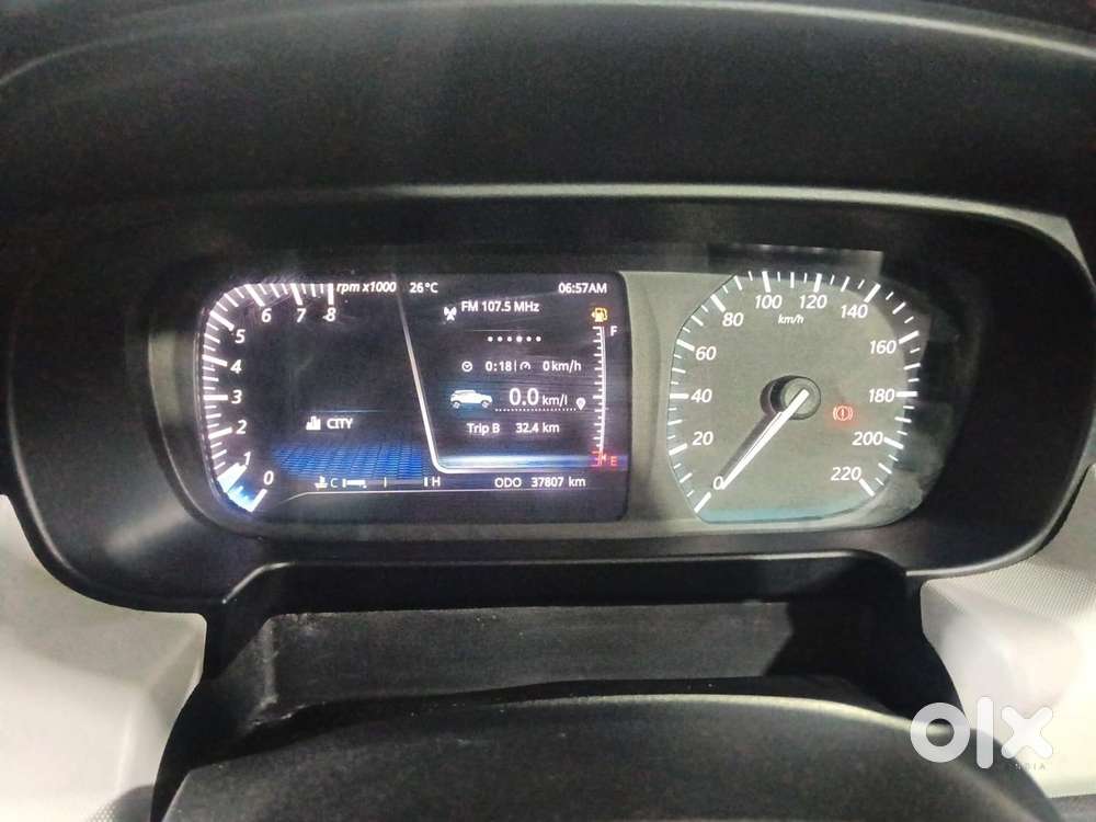 Tata Punch 1.2 Revotron Creative Dual Tone, 2021, Petrol