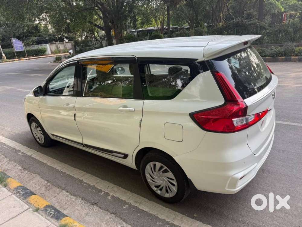Maruti Suzuki Ertiga Vxi Cng, 2023, Cng & Hybrids