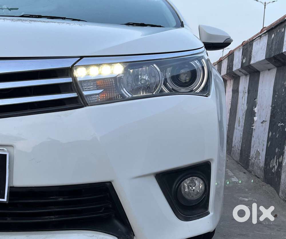 Toyota Corolla Altis 2013-2017 Vl At, 2015, Petrol