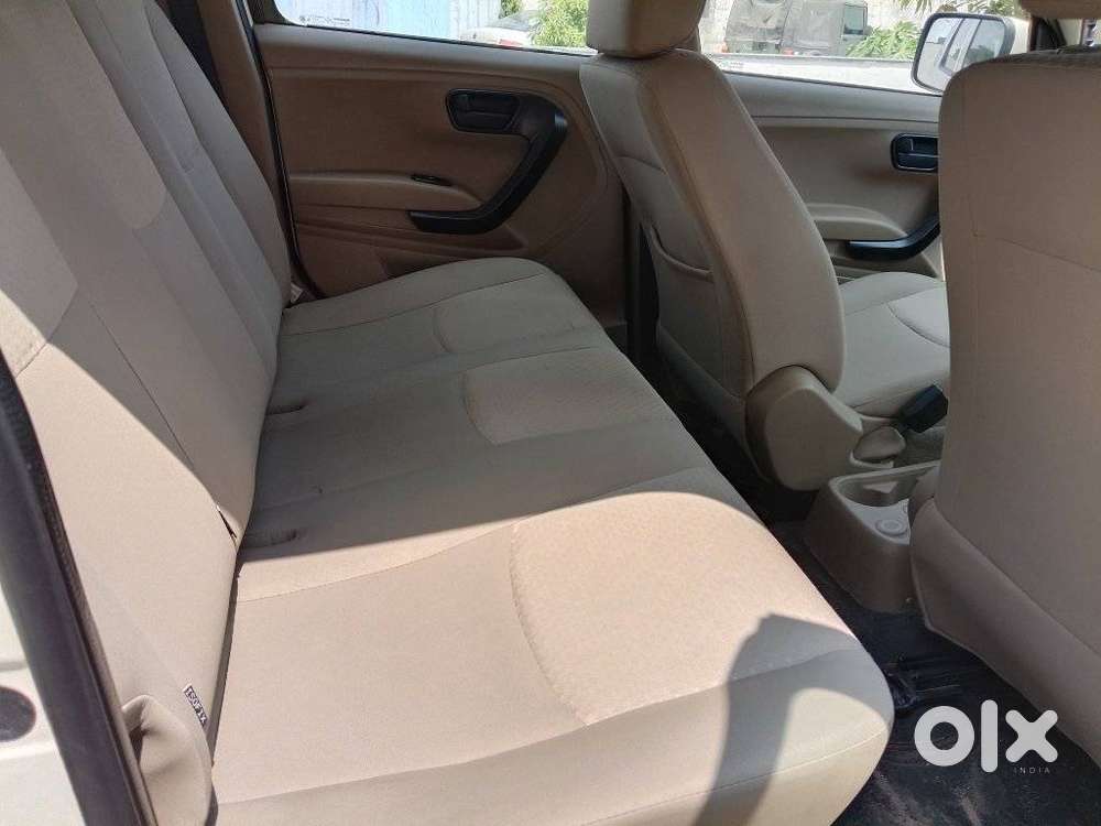 Mahindra Tuv 300 T6 Plus, 2019, Diesel