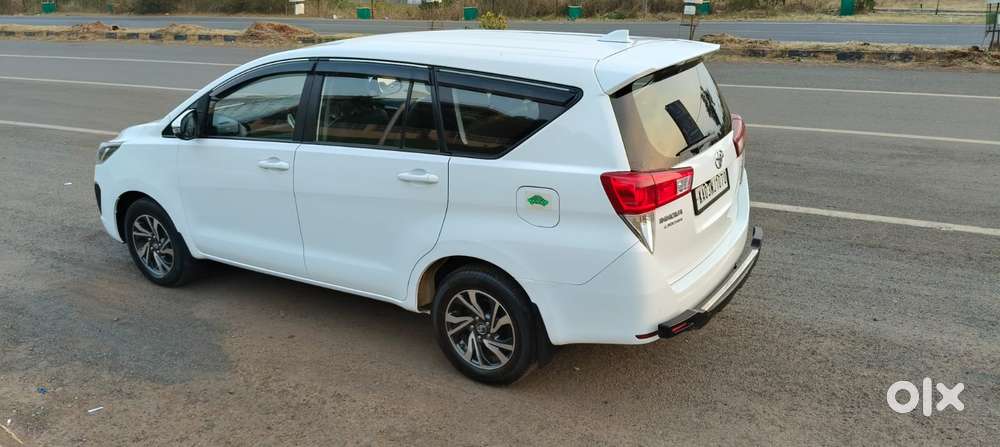 Toyota Innova Crysta 2.4 G Mt 8s, 2021, Diesel