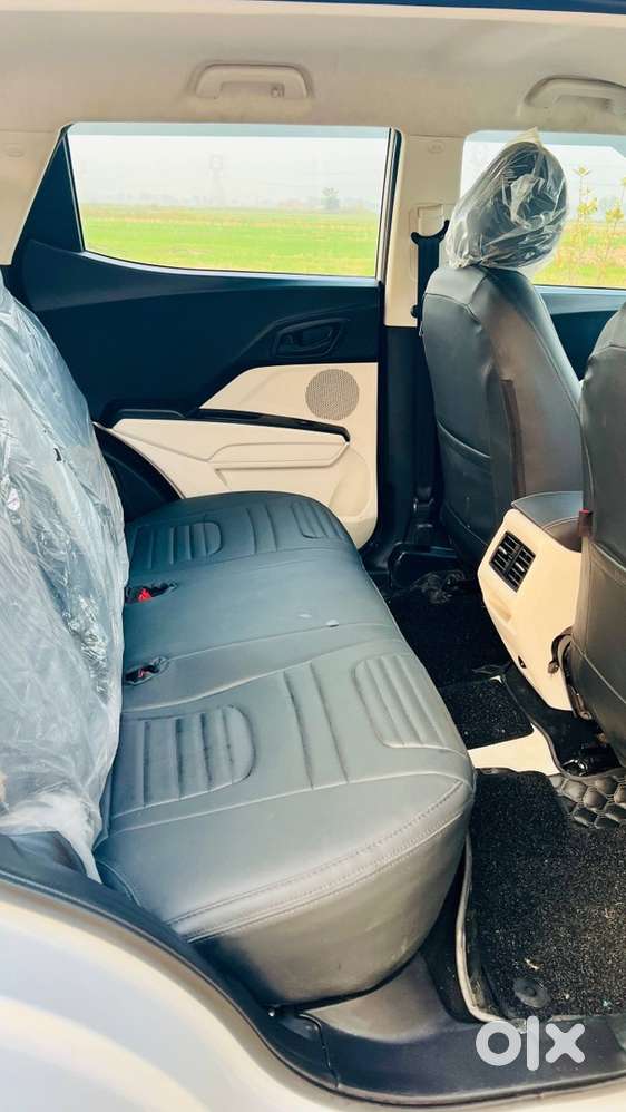 Mahindra Xuv 3xo Petrol Manual 2025