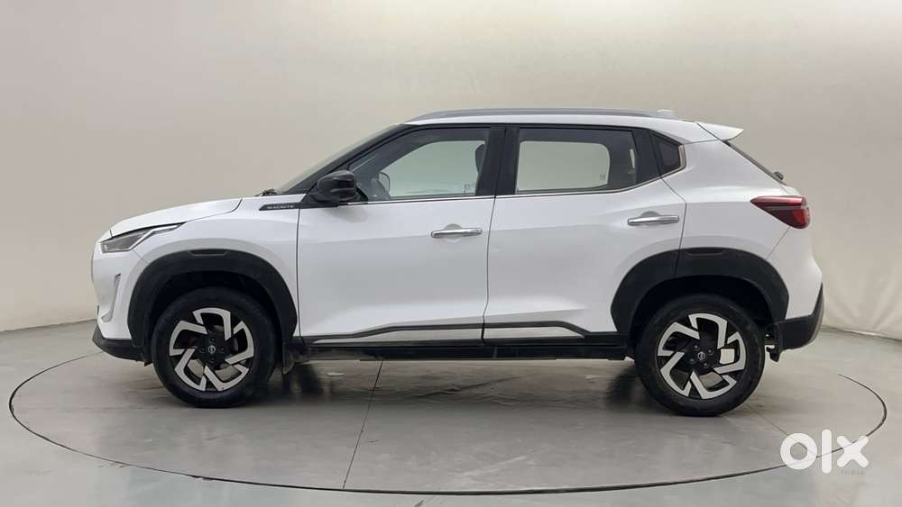 Nissan Magnite 1.0 Xv Premium Turbo Cvt, 2024, Petrol
