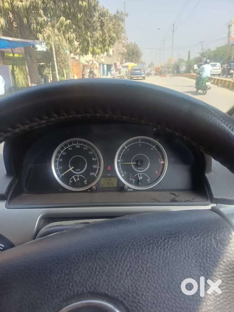 Tata Safari Storme 2014