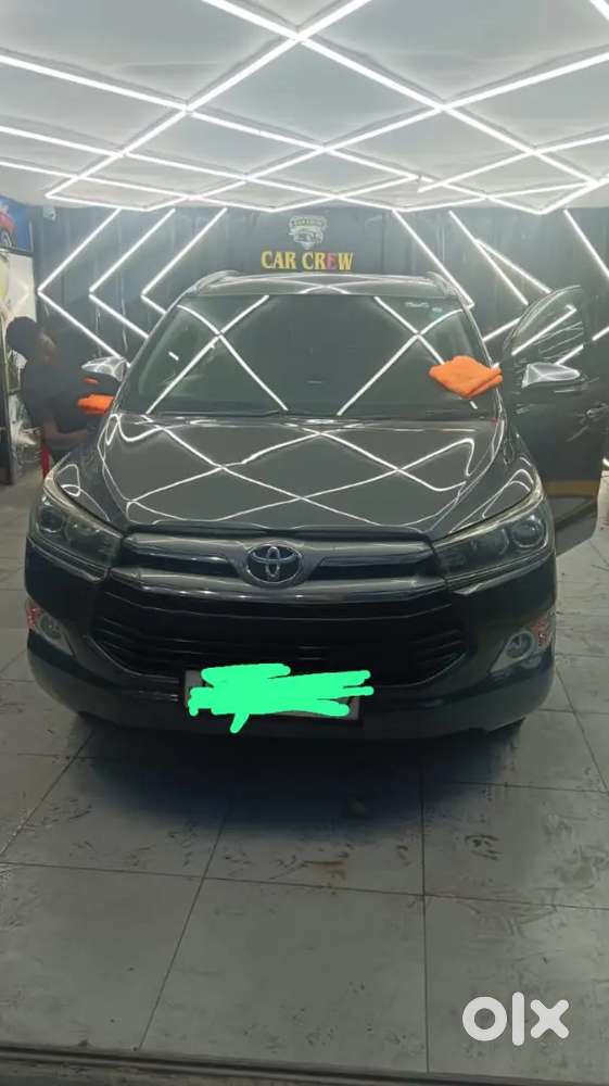 Toyota Innova Crysta 2017 Diesel 258000 Km Driven