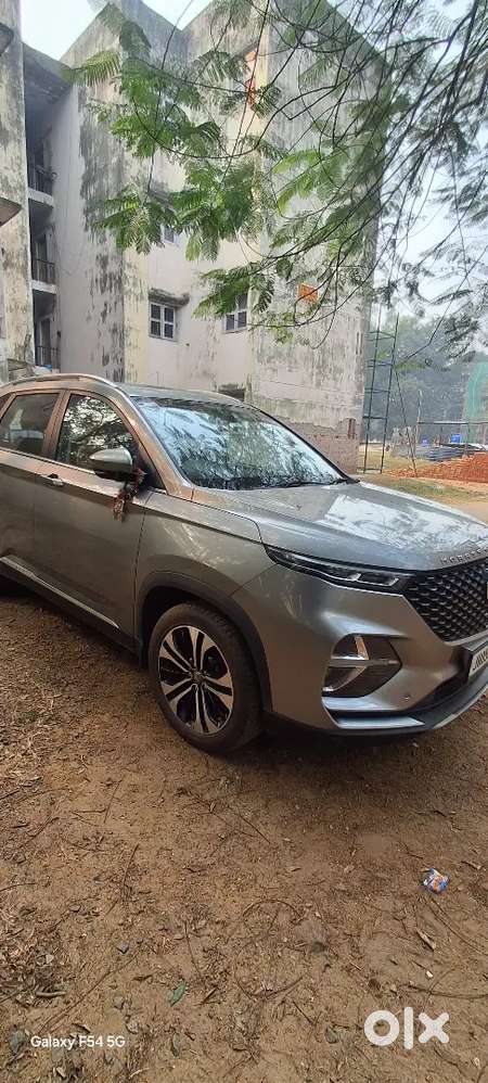 Mg Hector Plus 2021 Petrol 25500 Km Driven