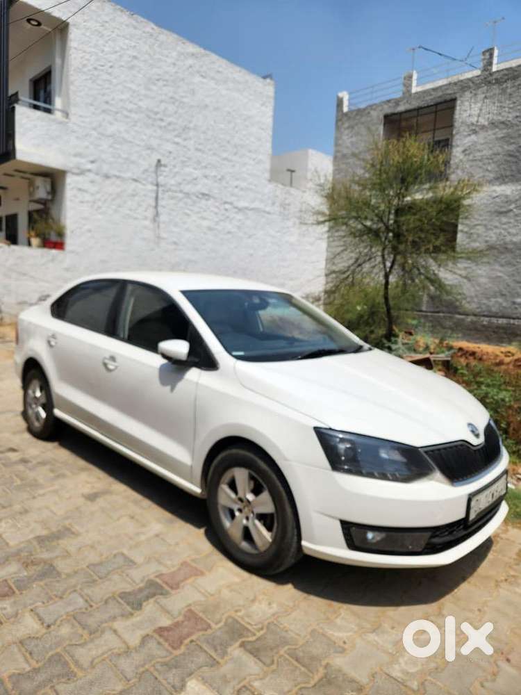 Skoda Rapid Petrol 2017 Elegance