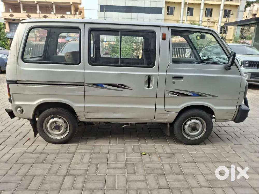2011 Maruti Suzuki Omni