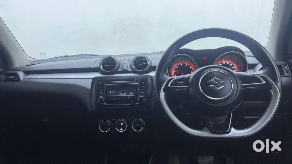 Maruti Suzuki Swift Amt Zxi, 2021, Petrol