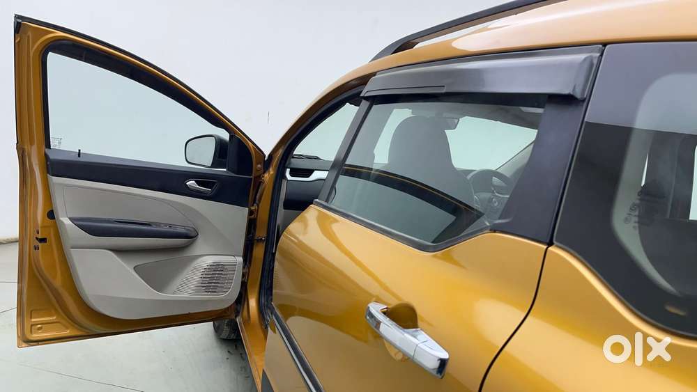 Renault Triber Rxz Easy-r Amt, 2022, Petrol