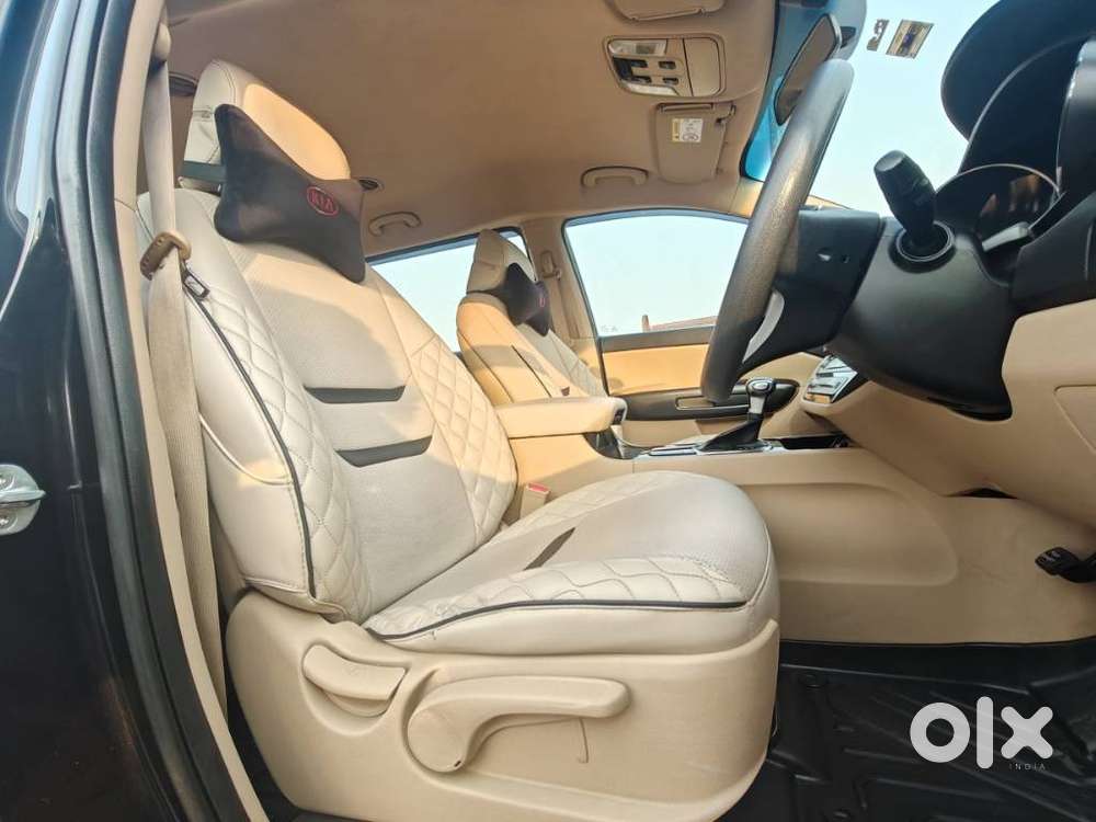 Kia Carnival Premium, 2020, Diesel