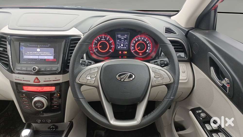 Mahindra Xuv300 1.2 W8 (o) Amt Petrol, 2022, Petrol