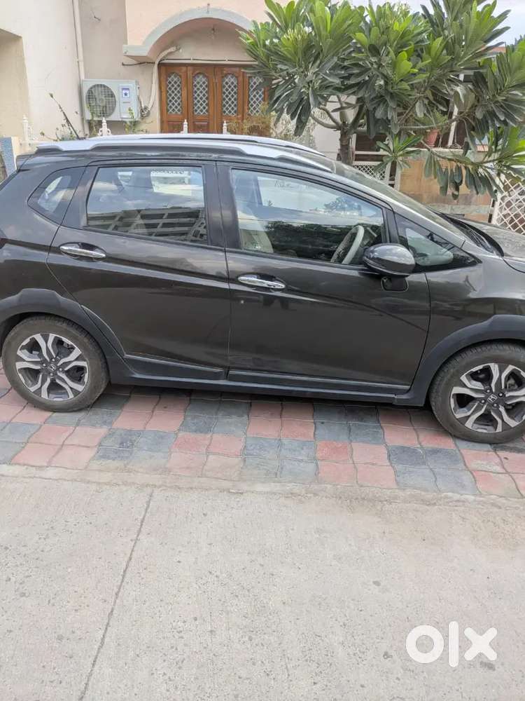 Honda Wr-v 2017 Petrol Well Maintained