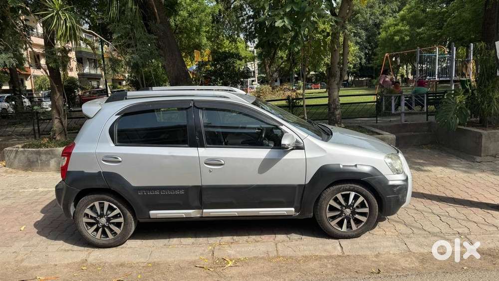 Toyota Diesel Manual 2015 With Brand New Tyres And Battery