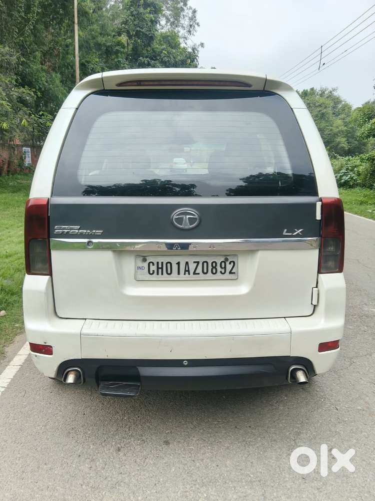 Tata Safari Storme Lx, 2014, Diesel