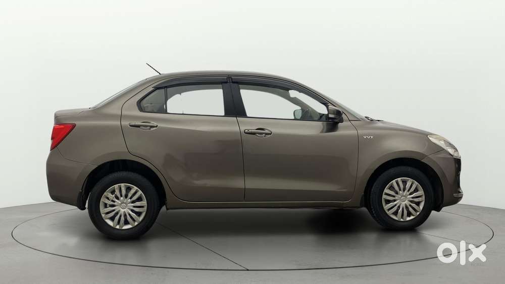 Maruti Suzuki Swift Dzire Amt Vxi, 2019, Petrol