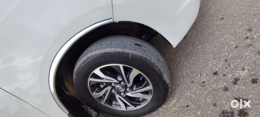 Toyota Innova Crysta 2.4 G Mt 7 Str, 2021, Diesel