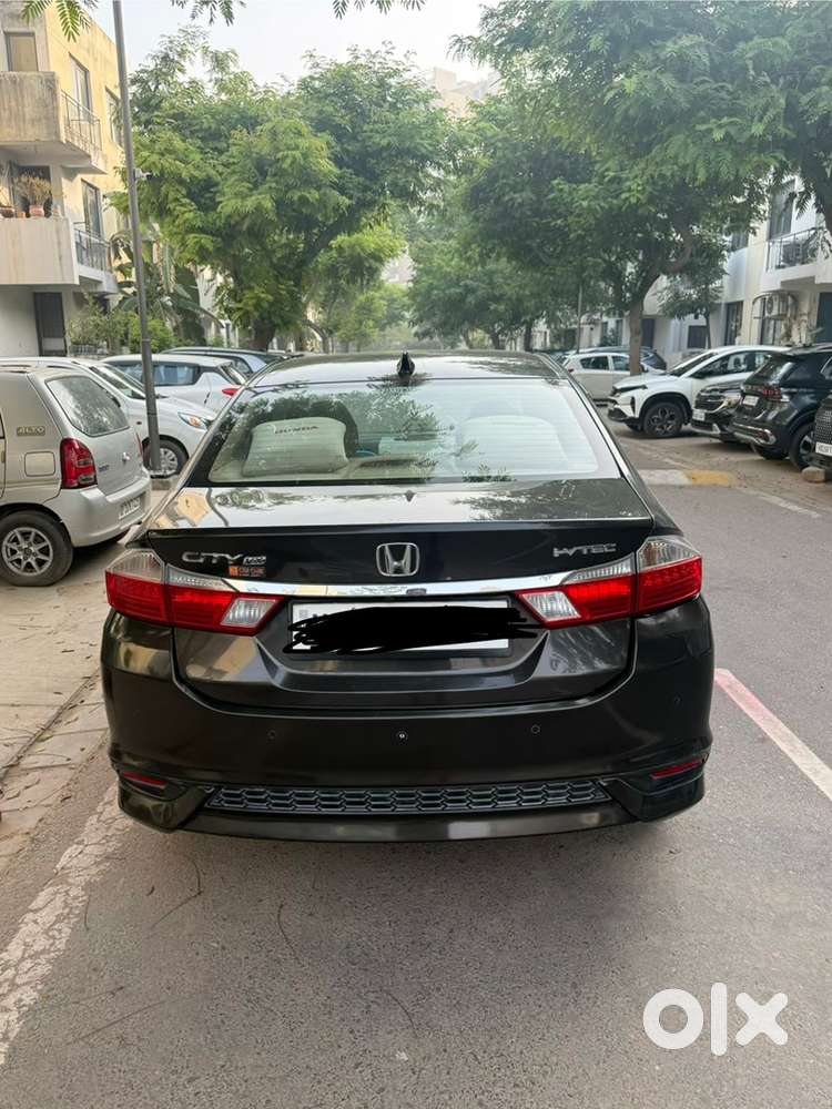 Honda City Petrol Manual Top Model