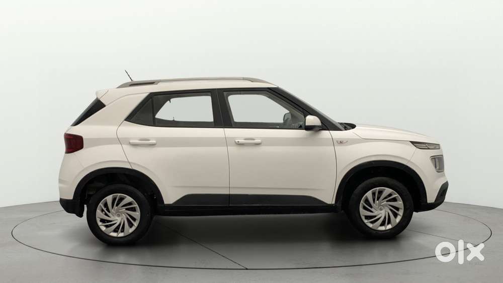 Hyundai Venue S, 2021, Petrol
