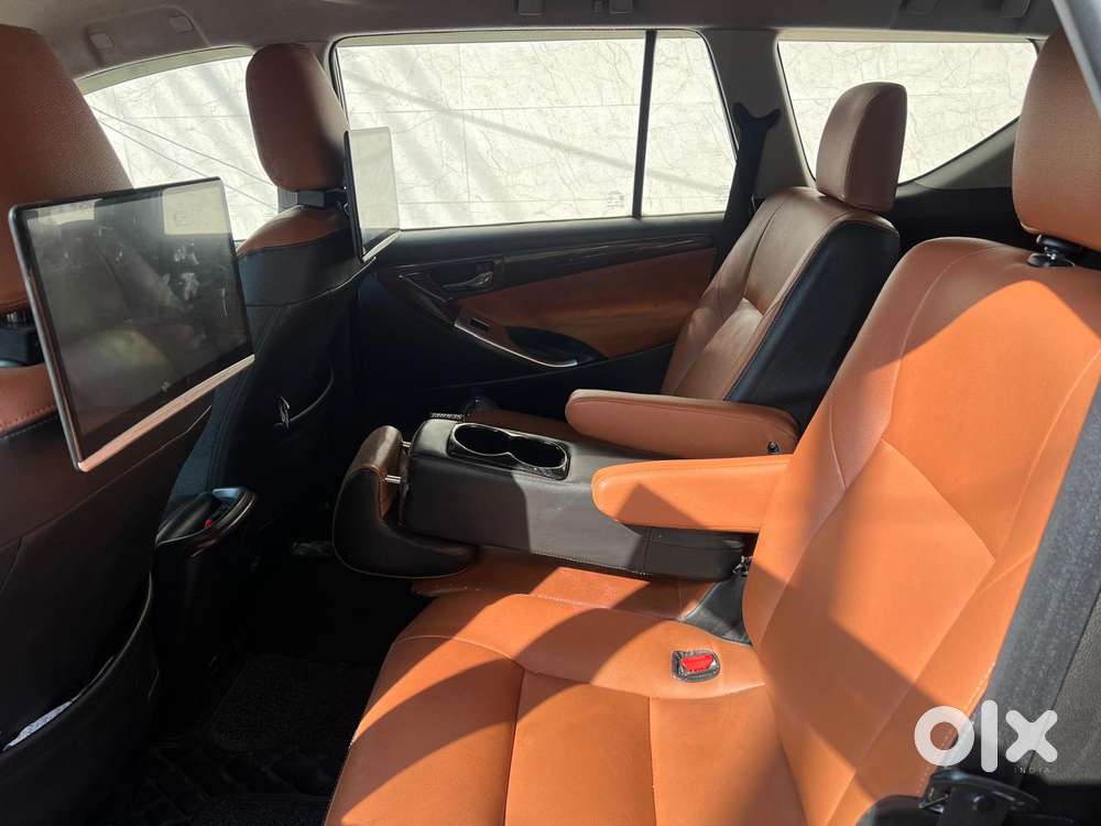 Toyota Innova Crysta 2.4 Gx Mt, 2018, Diesel
