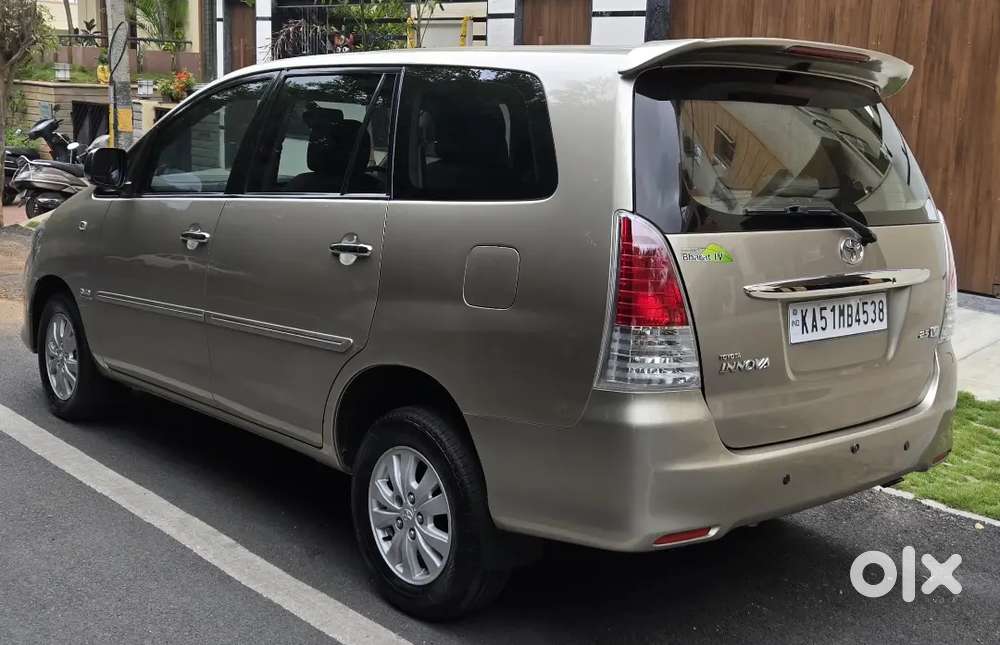 2011 Toyota Innova Diesel Vx, Just 36000 Kilometers Driven