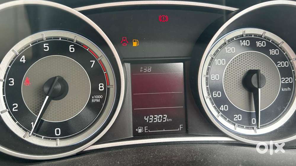 Maruti Suzuki Dzire 1.2 Vxi, 2023, Petrol