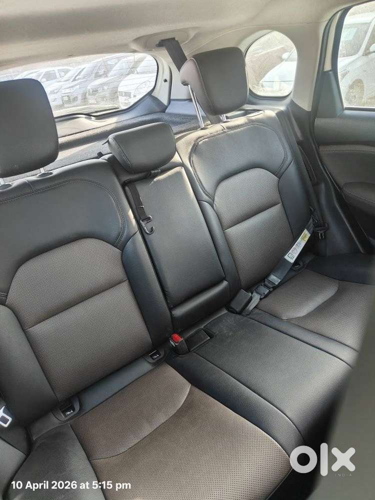 Toyota Urban Cruiser Hyryder 1.5 V Neo Drive At, 2024, Petrol