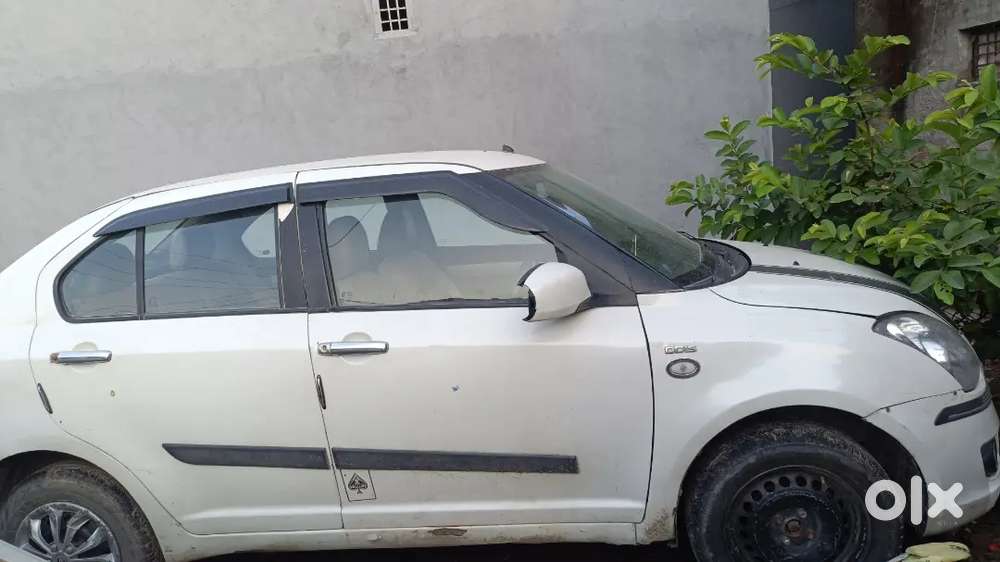 Maruti Suzuki Swift Dzire 2011 Diesel 118790 Km Driven