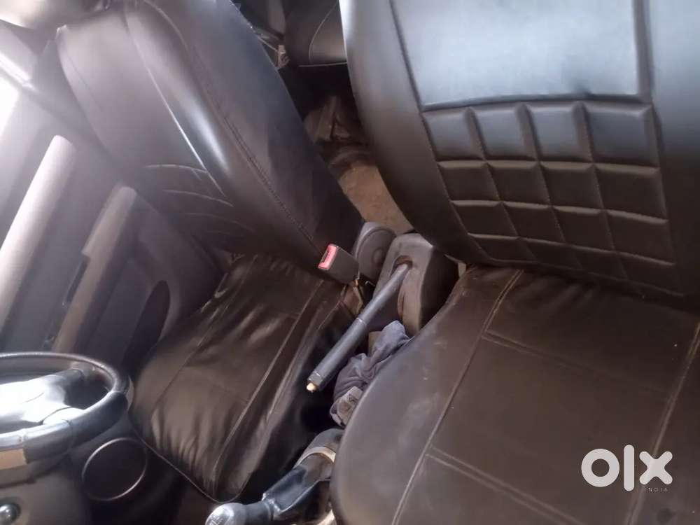 2010 मॉडल है 2 माई 2030 तक वैलिड है