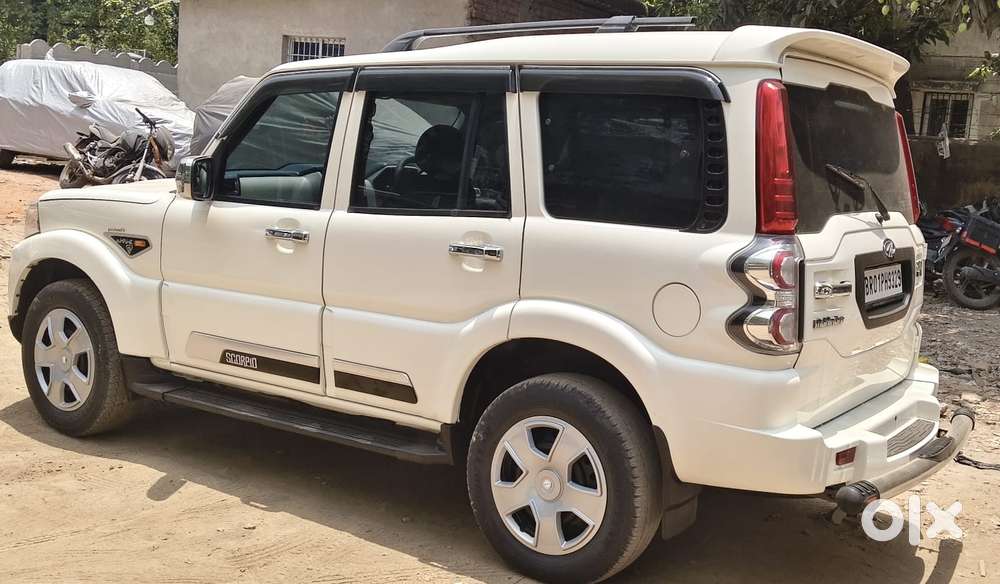Mahindra Scorpio S6 Plus, 2017, Diesel