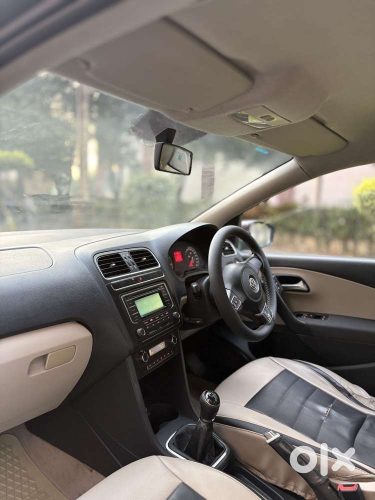 Volkswagen Polo Petrol Highline 1.2l, 2013, Petrol