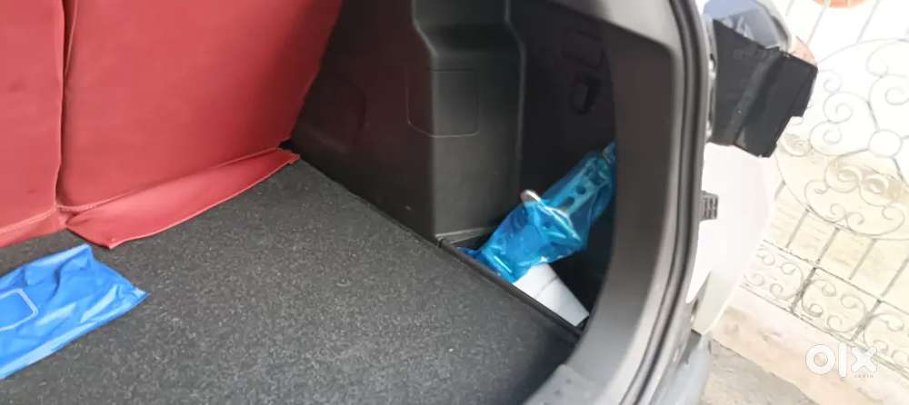 Maruti Suzuki Vitara Brezza 2025 Petrol 4856 Km Driven