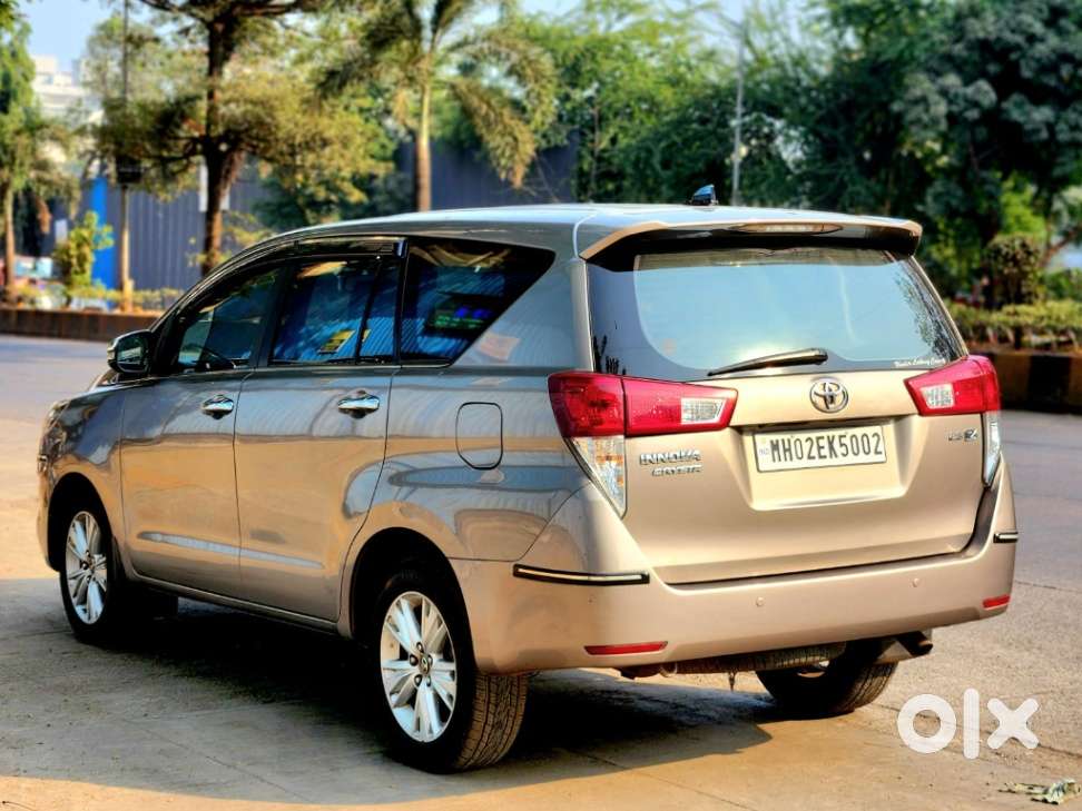 Toyota Innova Crysta