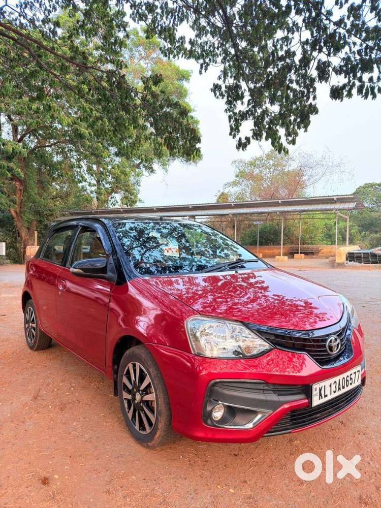 Toyota Etios Liva Vx Dual Tone, 2019, Petrol