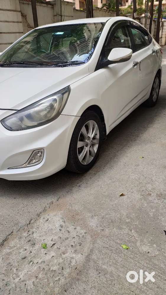 Hyundai Verna Fluidic 1.6crdi Sx Automatic
