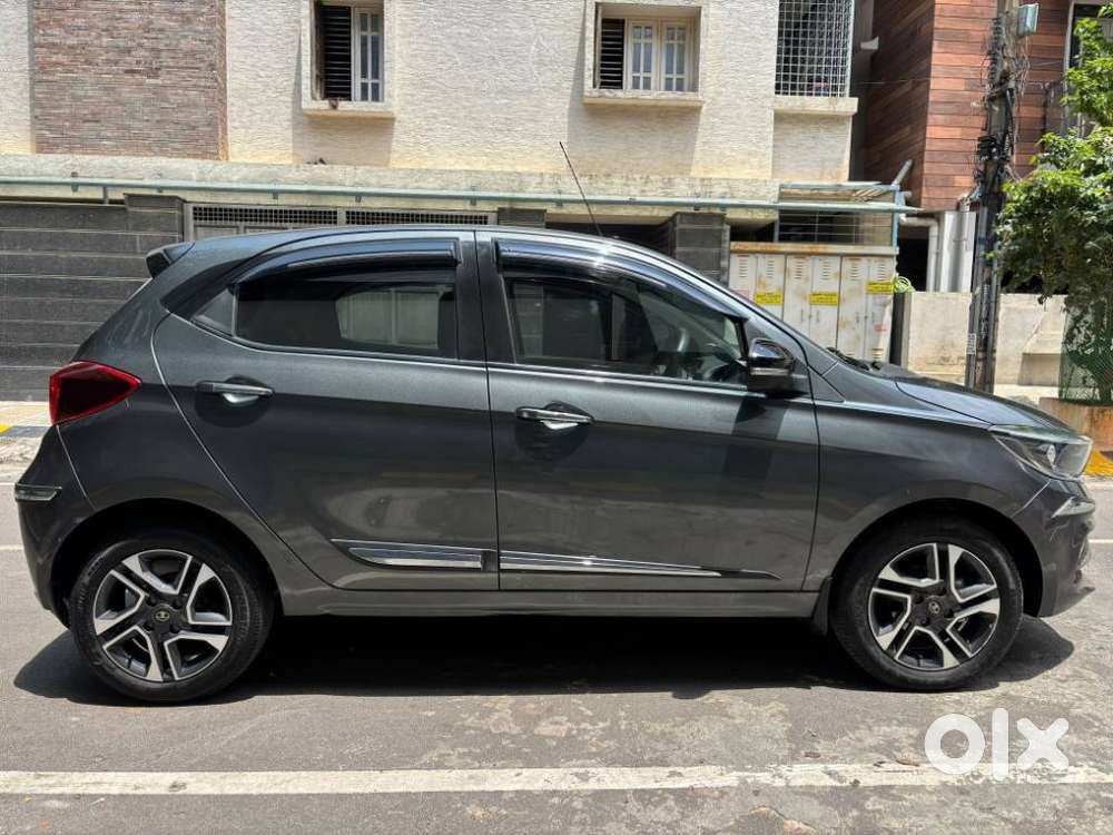 Tata Tiago 1.2 Revotron Xza, 2022, Petrol
