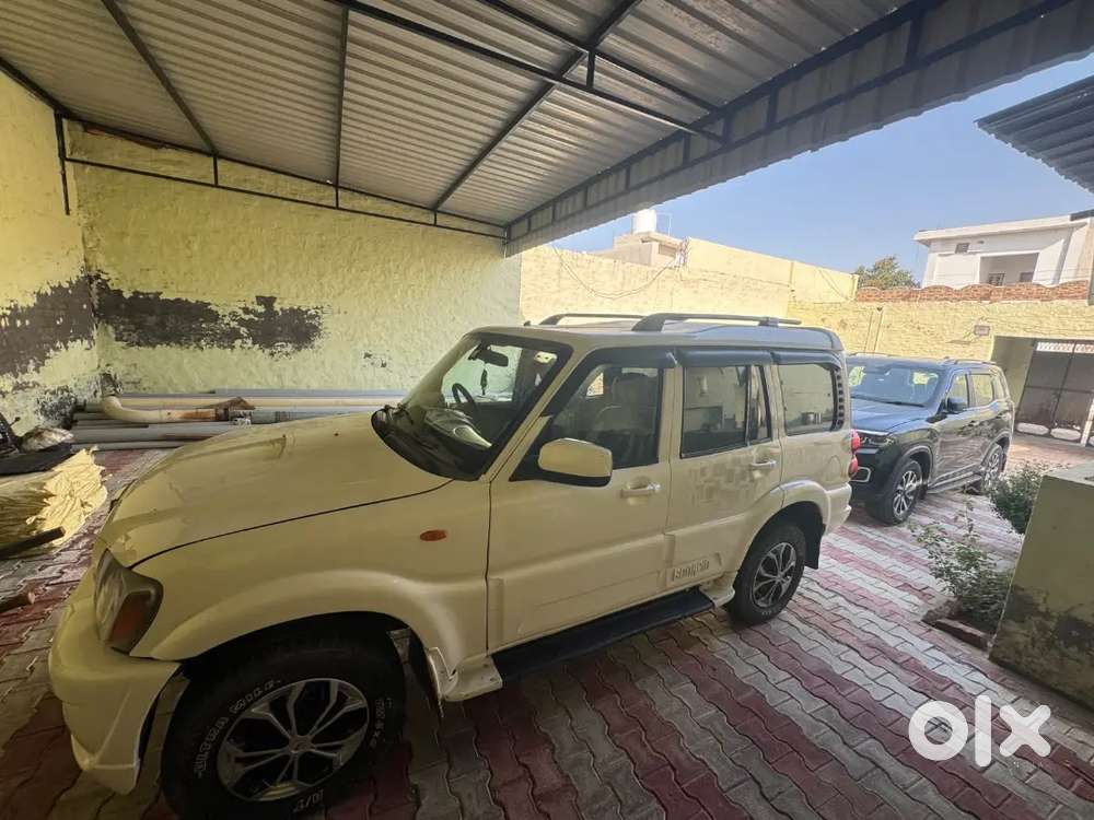 Mahindra Scorpio Classic 2011