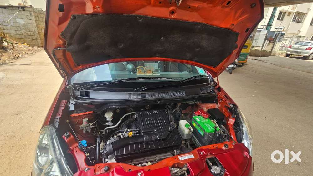 Maruti Suzuki Ritz Vxi, 2013, Petrol