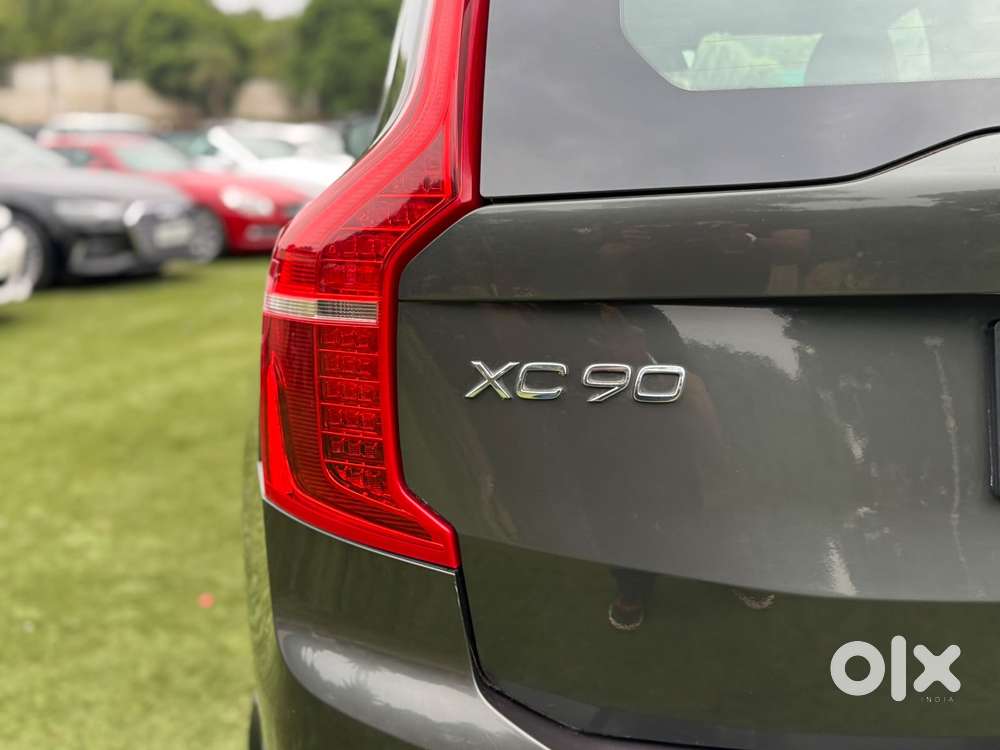Volvo Xc90 Momentum Luxury, 2018, Petrol